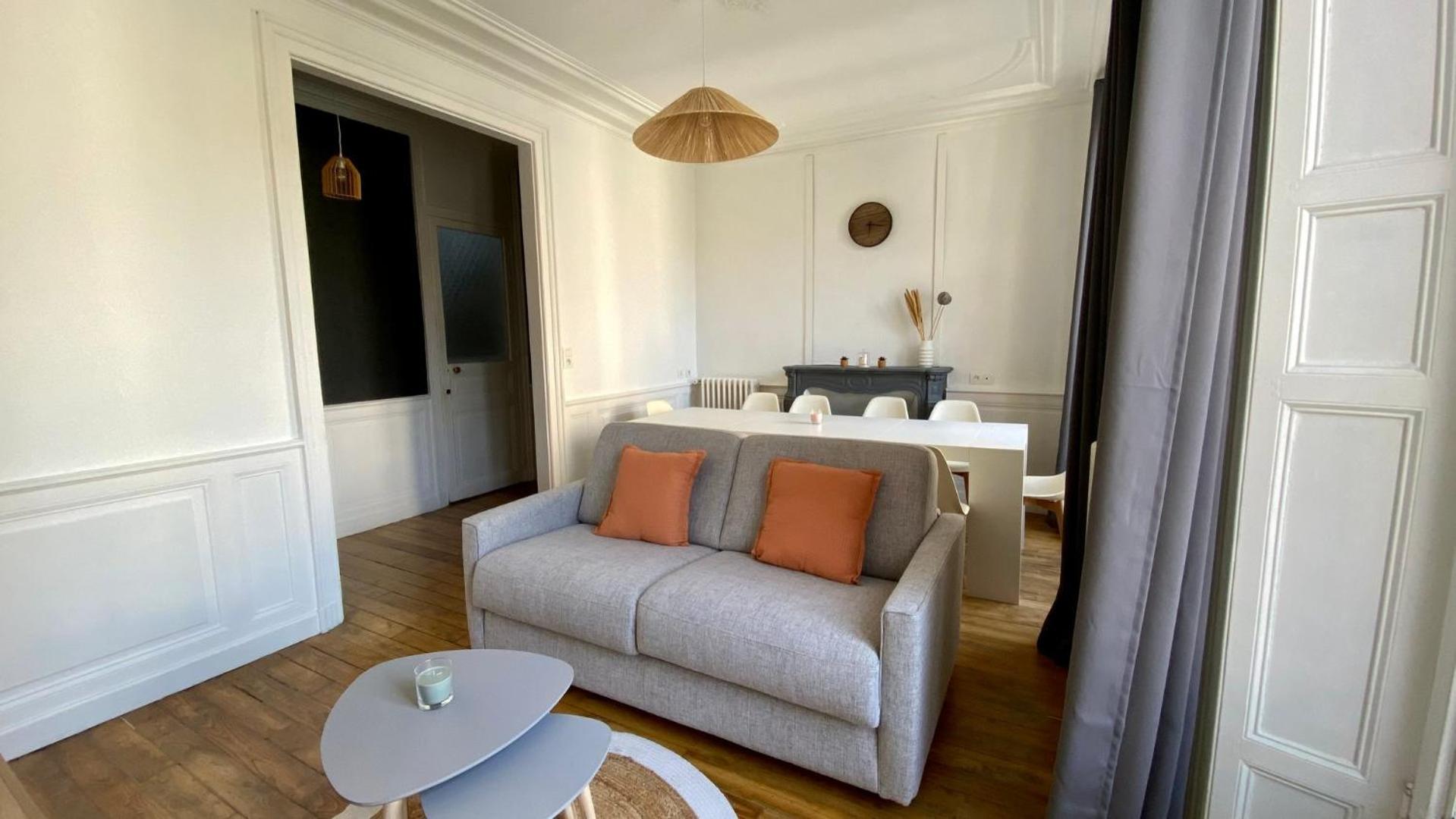 Spacieux Pour 10 Personnes Au Coeur De Rennes Ngoại thất bức ảnh