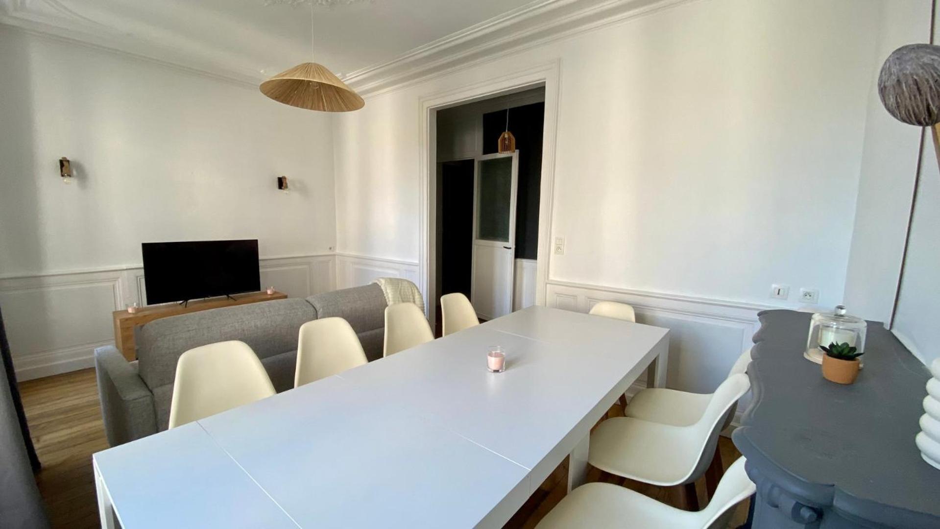 Spacieux Pour 10 Personnes Au Coeur De Rennes Ngoại thất bức ảnh