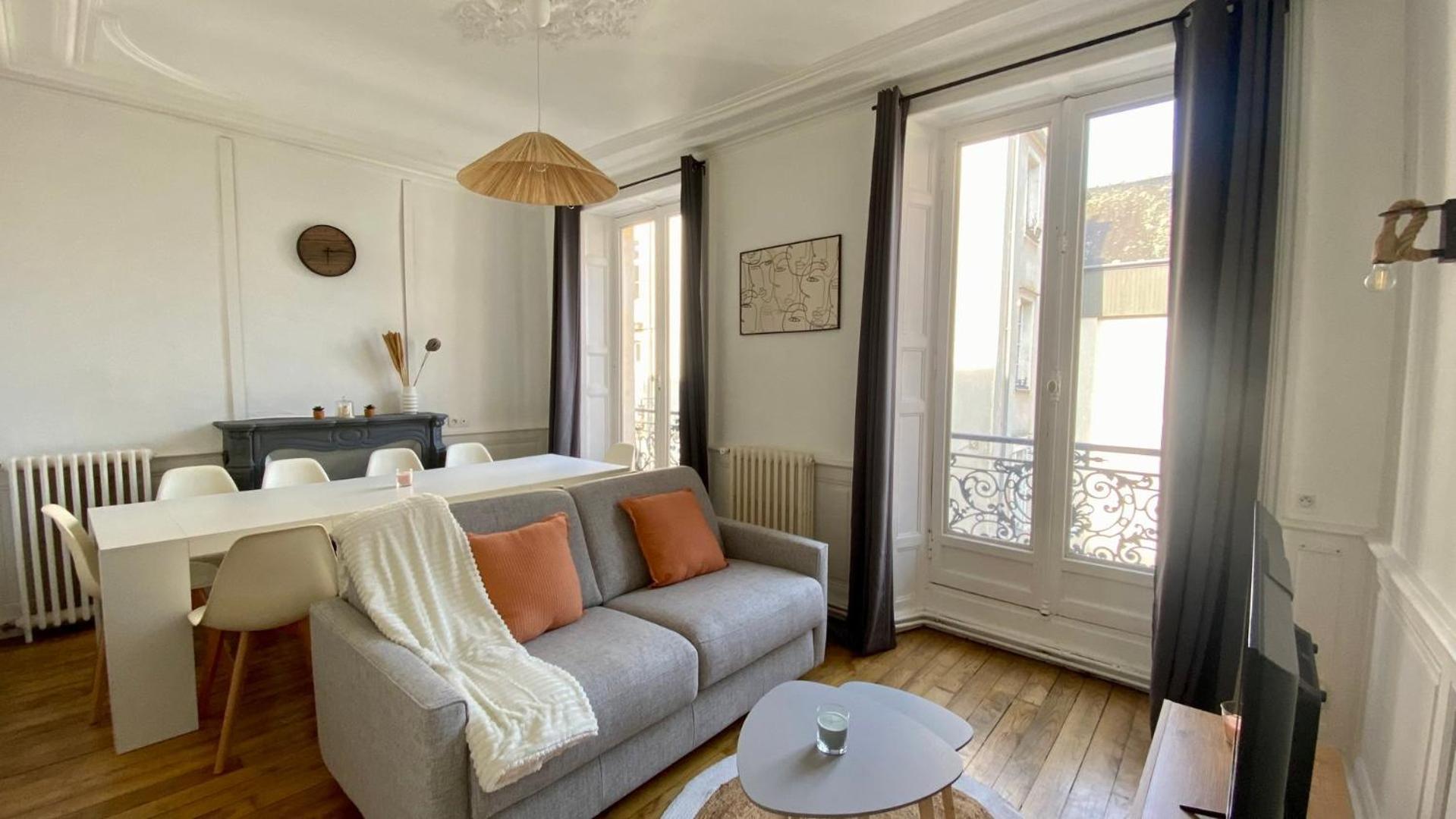 Spacieux Pour 10 Personnes Au Coeur De Rennes Ngoại thất bức ảnh