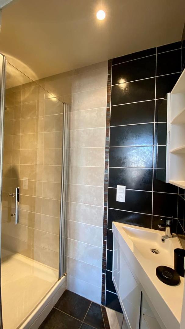 Spacieux Pour 10 Personnes Au Coeur De Rennes Ngoại thất bức ảnh