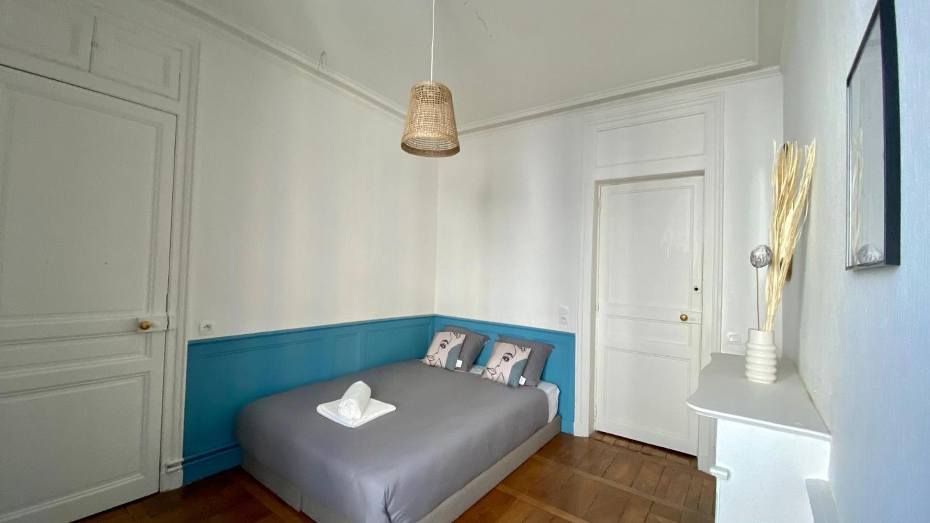 Spacieux Pour 10 Personnes Au Coeur De Rennes Ngoại thất bức ảnh