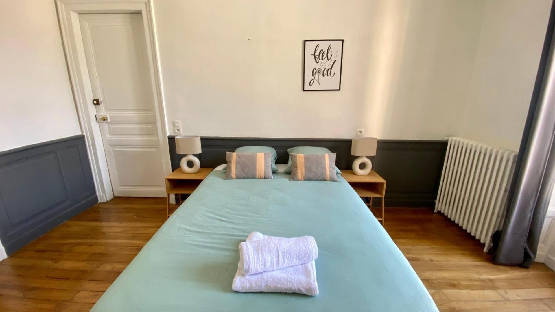 Spacieux Pour 10 Personnes Au Coeur De Rennes Ngoại thất bức ảnh