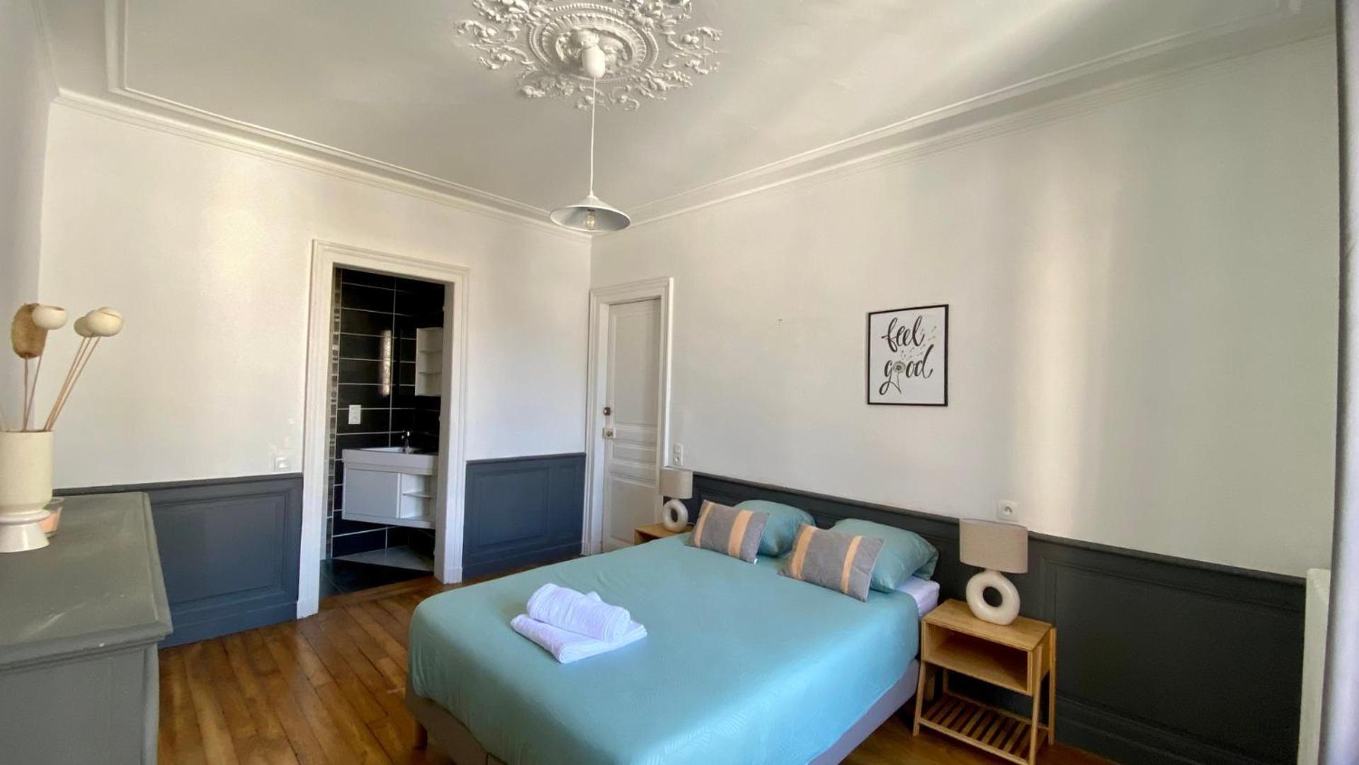 Spacieux Pour 10 Personnes Au Coeur De Rennes Ngoại thất bức ảnh