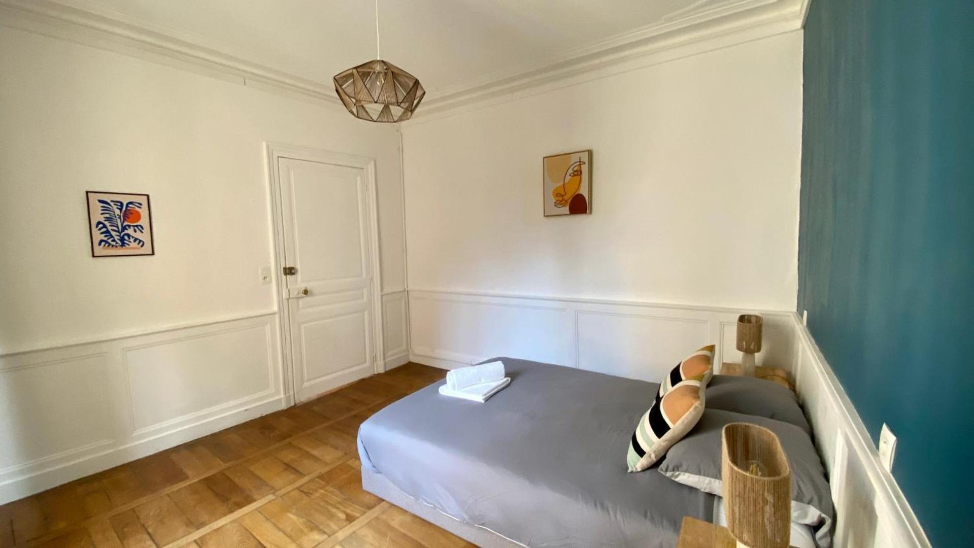 Spacieux Pour 10 Personnes Au Coeur De Rennes Ngoại thất bức ảnh